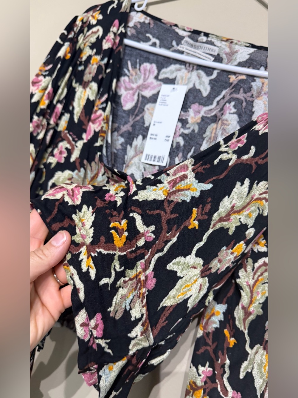 NWT Urban Outfitters Victoria Floral Crepe Wrap Blouse - Picture 6 of 13